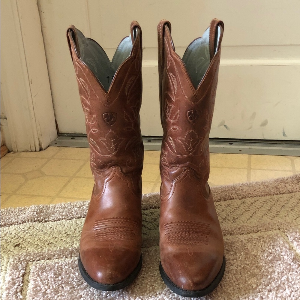 Ariat heritage R toe Chestnut Brown Leather Western Cowboy Boots